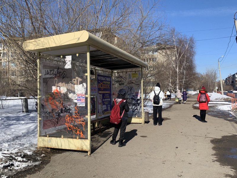 Вандализм в Ангарске: остановки необходимо отремонтировать