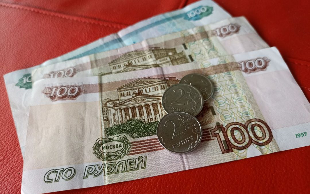 По информации Иркутскстата, средняя зарплата по экономике — 72 тысячи рублей