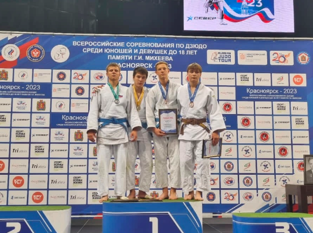 Трое ангарских спортсменов вошли в число победителей всероссийских соревнований по дзюдо