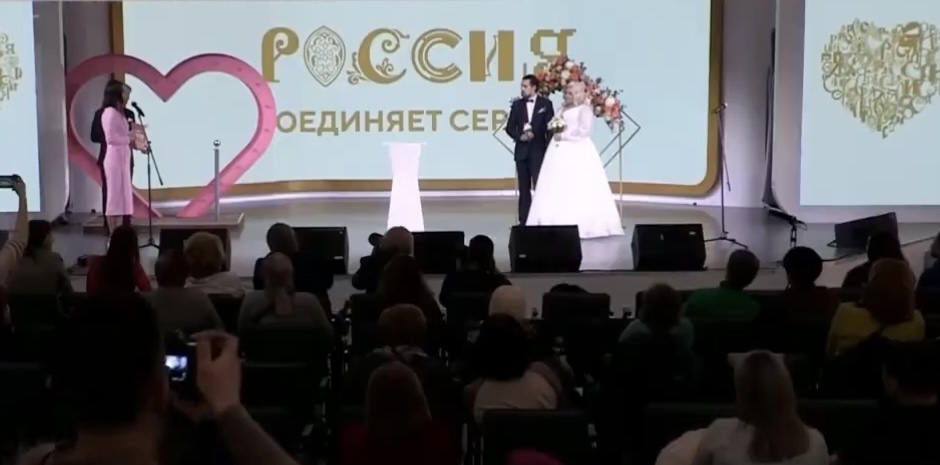 Свадьбу пары из Усолья показывали на всю страну