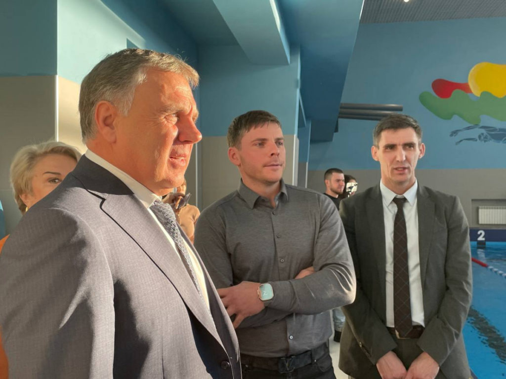Бассейн «Ангара» открылся в Ангарске после ремонта