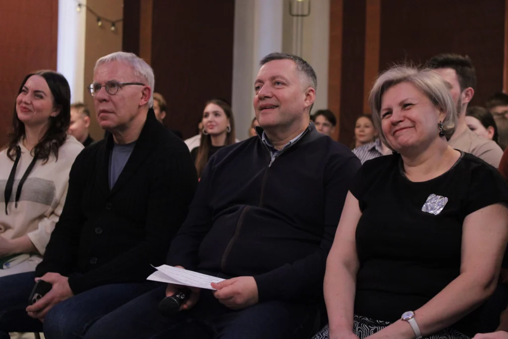 Ангарск посетил известный хоккеист Вячеслав Фетисов   