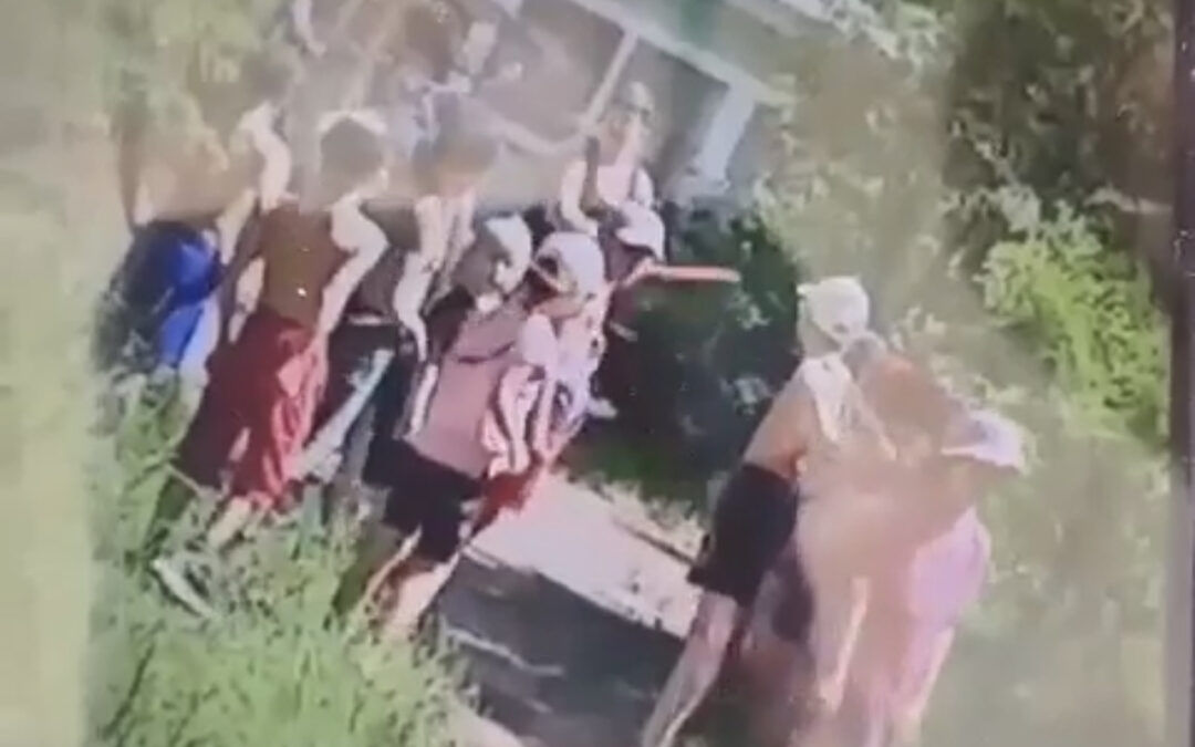 В летнем лагере в Усольском районе тренер била детей