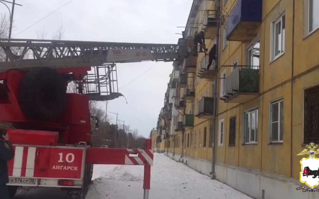 Ангарские полицейские задержали преступную группу, занимающуюся продажей наркотиков