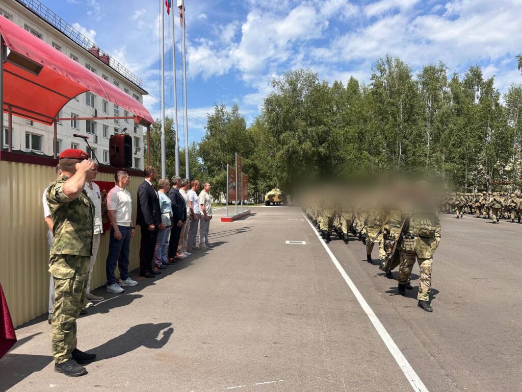 Ангарчане передали спортинвентарь жителям Луганской Народной Республики