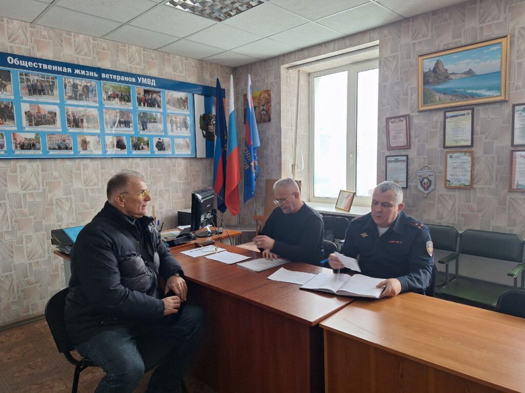 В Ангарске общественники провели последний в этом году прием граждан