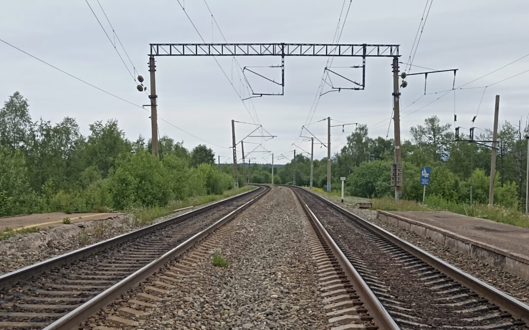 Троих сотрудников РЖД будут судить за получение взяток