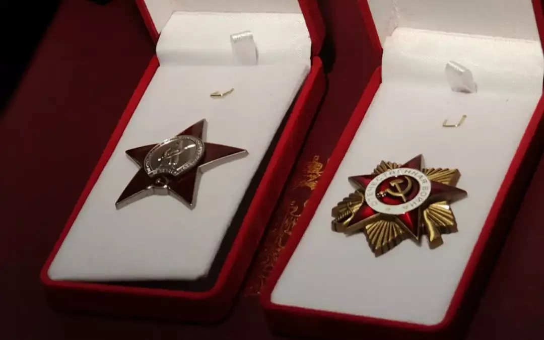В Савватеевке вручили награды родственникам героев Великой Отечественной войны