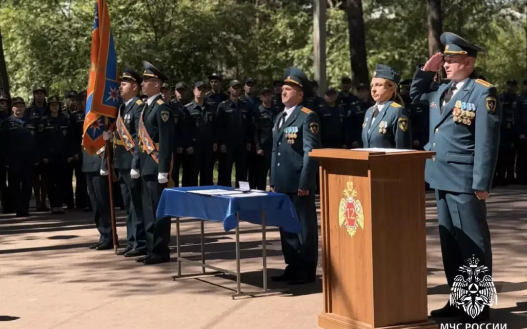 Праздничные мероприятия прошли в Ангарске в преддверии 70-летнего юбилея образования Специального управления ФПС №12 МЧС России