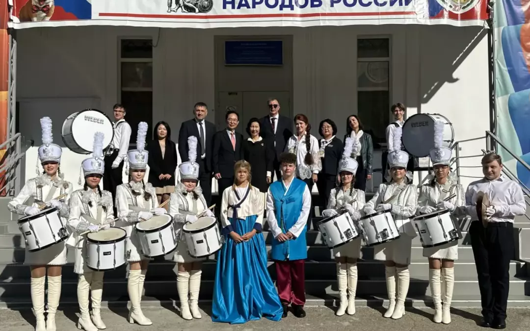 Ученики ангарской школы № 27 встретились с Генеральным консулом Республики Корея